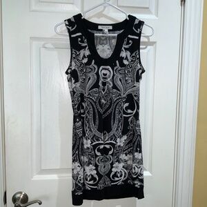 WHBM Black White paisley V neck mini dress Sz S Sleeveless